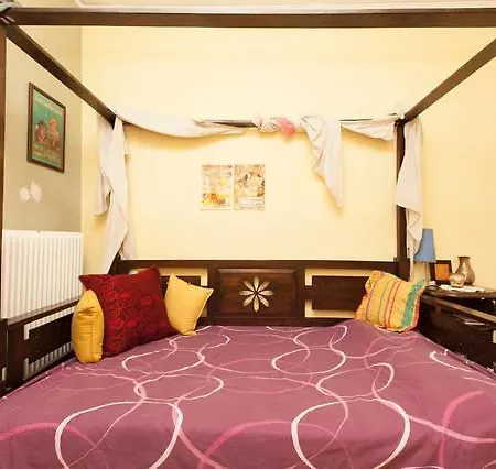 בית אירוח Private In A Family House *